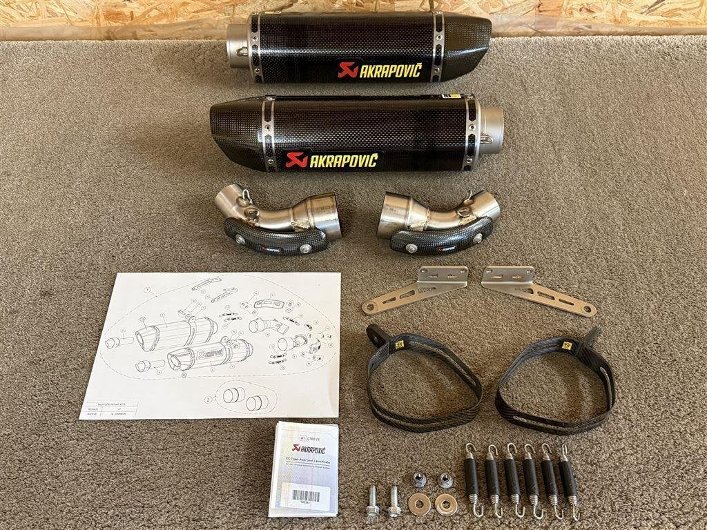 Akrapovic uitlaten dempers Ducati Monster 696 796 1100 1100S, Motoren, Verzenden, Gebruikt