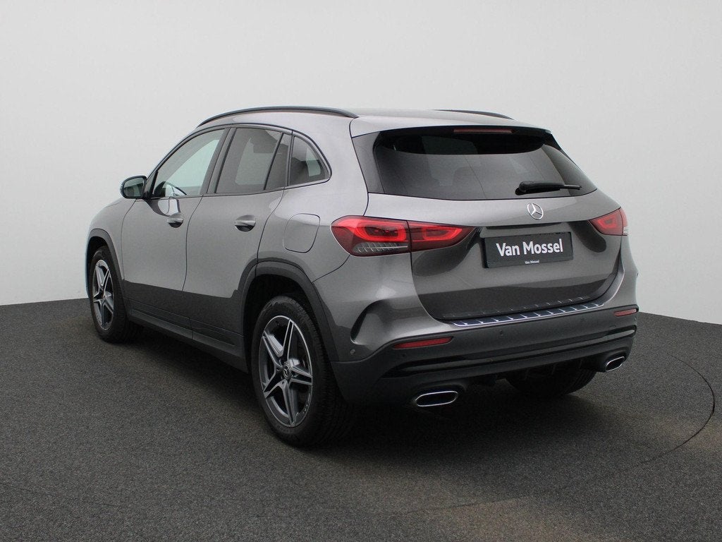 Mercedes-Benz GLA 250 e AMG Line + CARPLAY + MULTIBEAM + NIG, Auto's, Mercedes-Benz, Stof, 4 cilinders, 16 kWh, Bedrijf