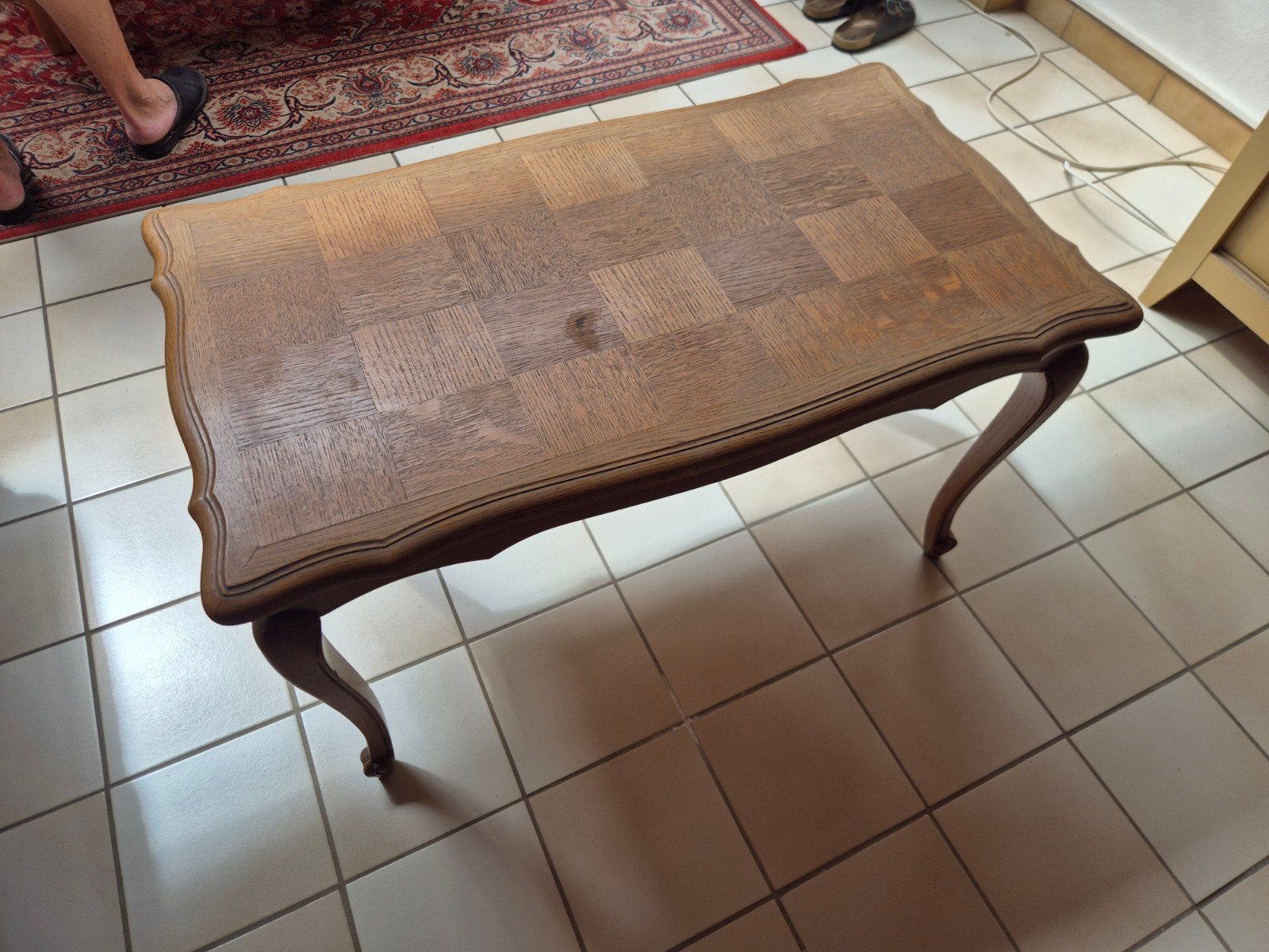 salon tafel, Ophalen