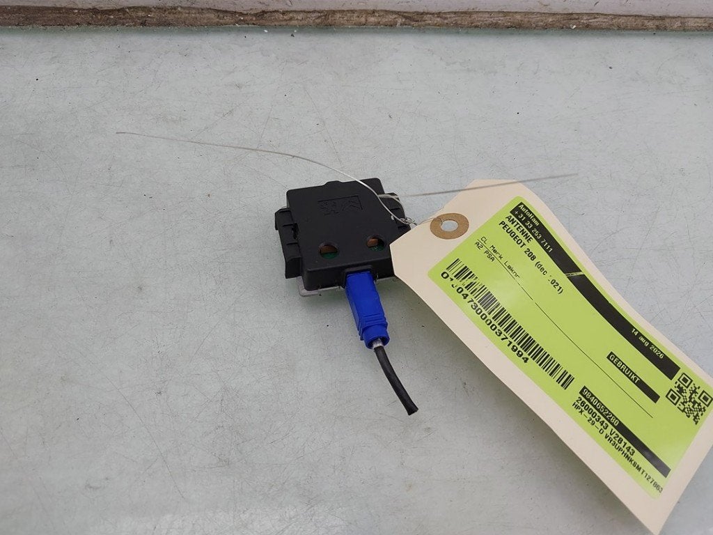 ANTENNE Peugeot 208 II (UB / UH / UP) (|9840652280|), Kontakt-peugeot@peugeot.com, Utilisé, Peugeot Deutschland GmbH, Bahnhofsplatz
65423  Rüsselsheim, DE