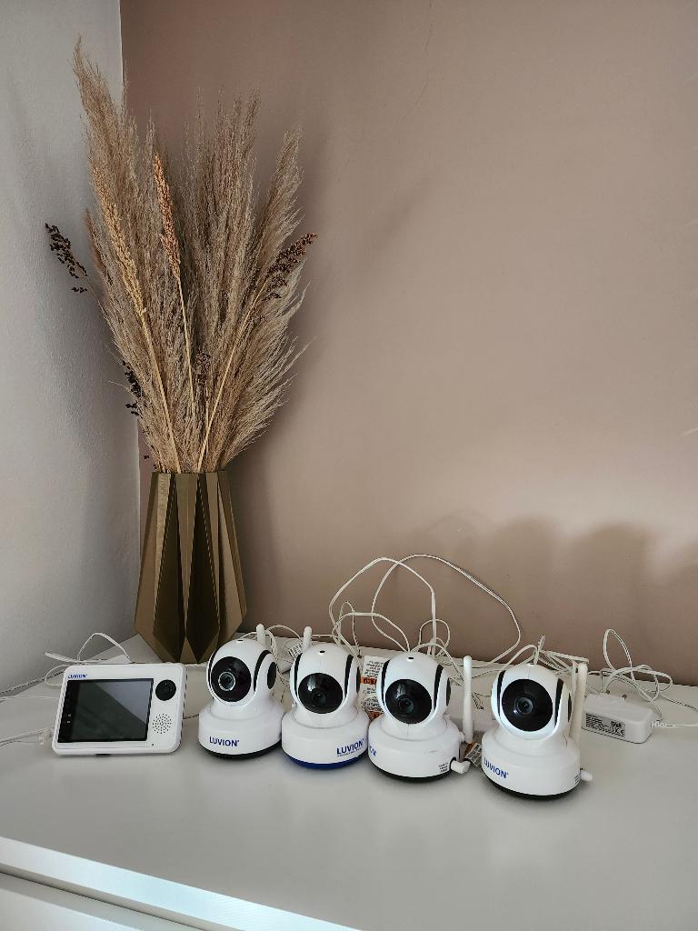 Luvion set babyfoon met 4 caméras, Kinderen en Baby's, Babyfoons, Ophalen, Zo goed als nieuw, Minder dan 100 meter, Camera