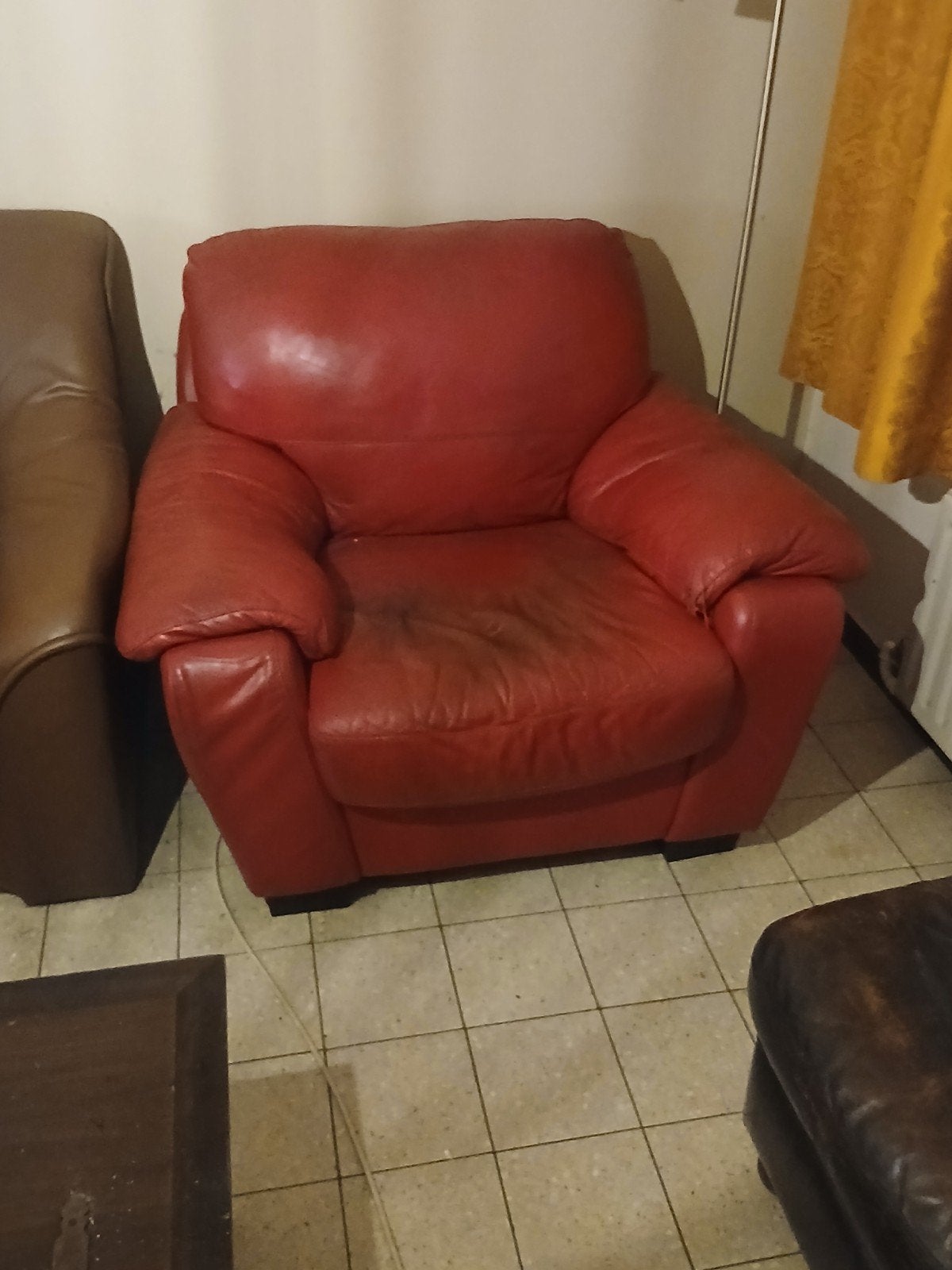 Zetel 1zit kleur rood goede kwaliteit zo snel mogelijk ophal, 100 à 125 cm, Moins de 150 cm, Banc droit, Enlèvement