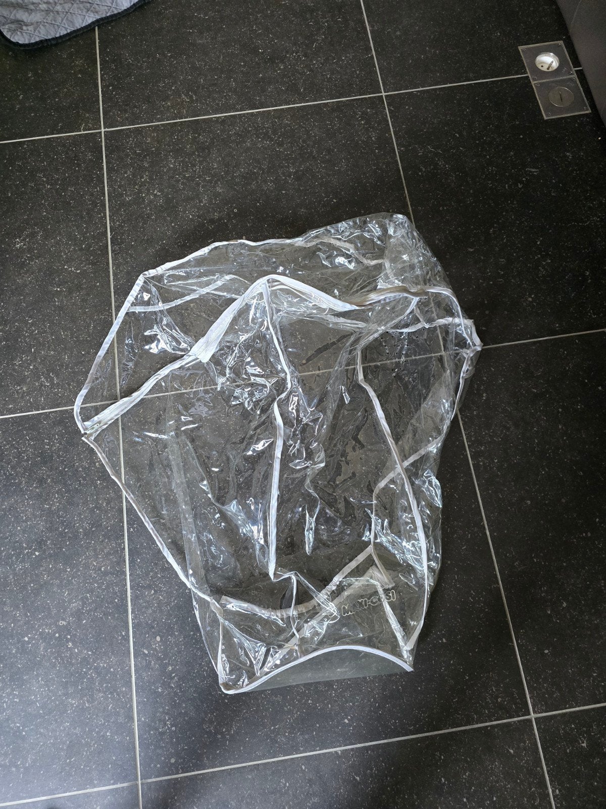 Een originele regenhoes voor een Maxi-Cosi autostoeltje is i, Ophalen of Verzenden, Zo goed als nieuw, Maxi-Cosi, Regenhoes