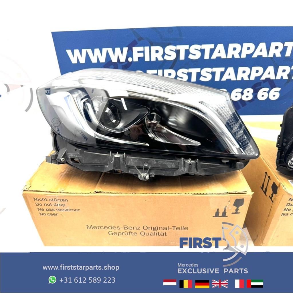 W176 FACELIFT LED KOPLAMP RECHTS A45 AMG Mercedes A Klasse H, Utilisé, -, -, Enlèvement ou Envoi