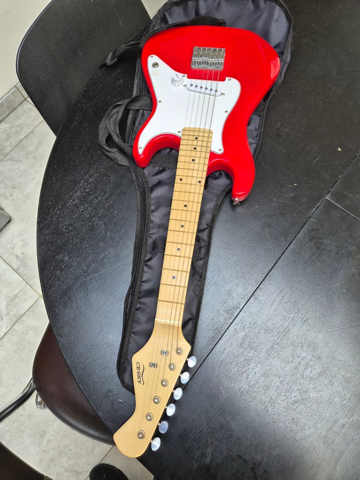 Gitaar, Muziek en Instrumenten, Ophalen, Nieuw, Overige merken, Met versterker
