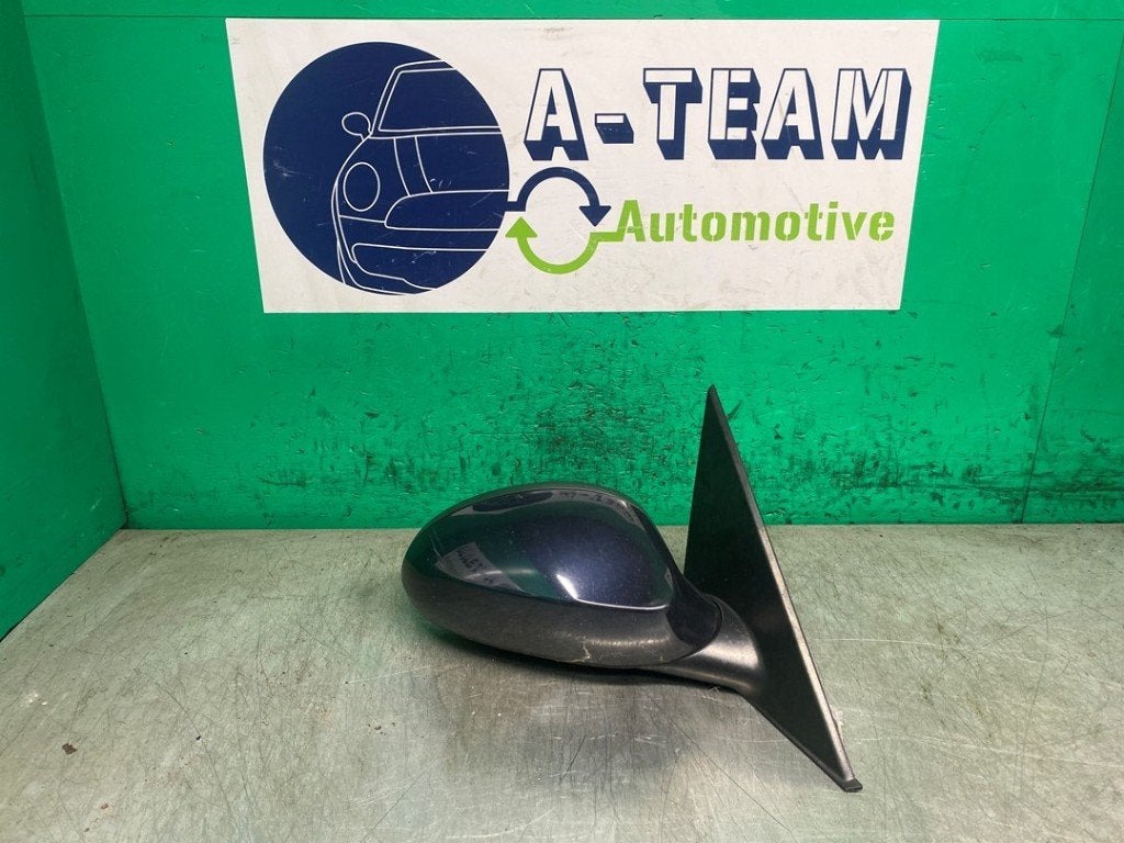 RETROVISEUR EXTERIEUR DROIT BMW 1 serie (E87 / 87N), Utilisé, BMW, Petuelring 130
80809  München, DE, Bayerische Motoren Werke AG