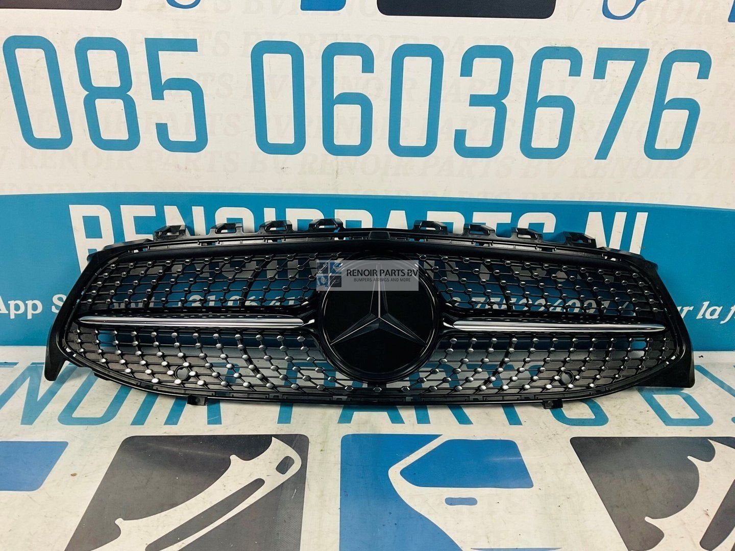 Grill Mercedes CLA W118 2019-2023 A1188880000 Gril 2-B7-5943, -, Utilisé, -, -