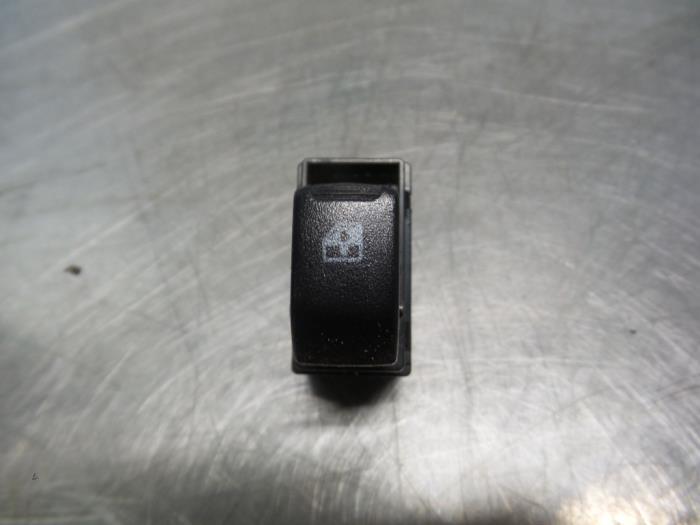 Commutateur vitre électrique d'un Chevrolet Spark, -, 3 mois de garantie, Utilisé, -