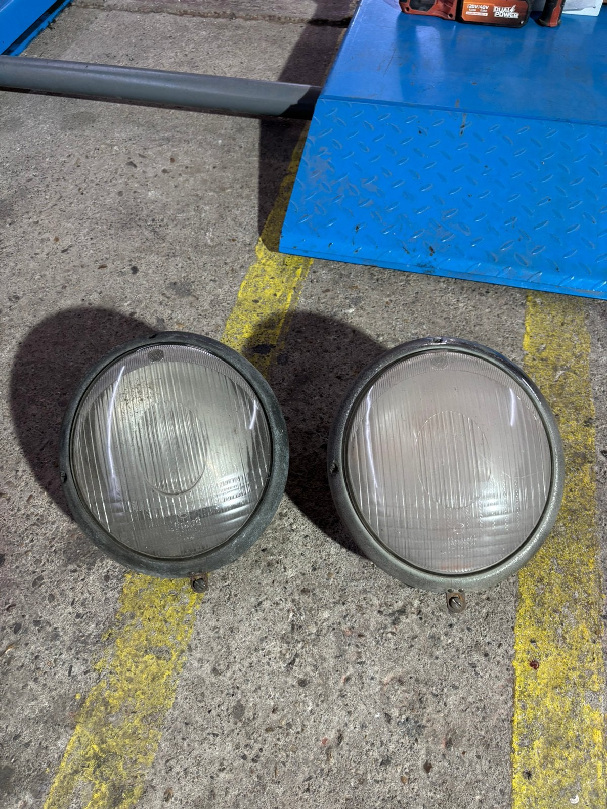 Set ovaalkoplampen en halfronde bumpers te koop!, Auto-onderdelen, Ophalen, Gebruikt, Oldtimer onderdelen