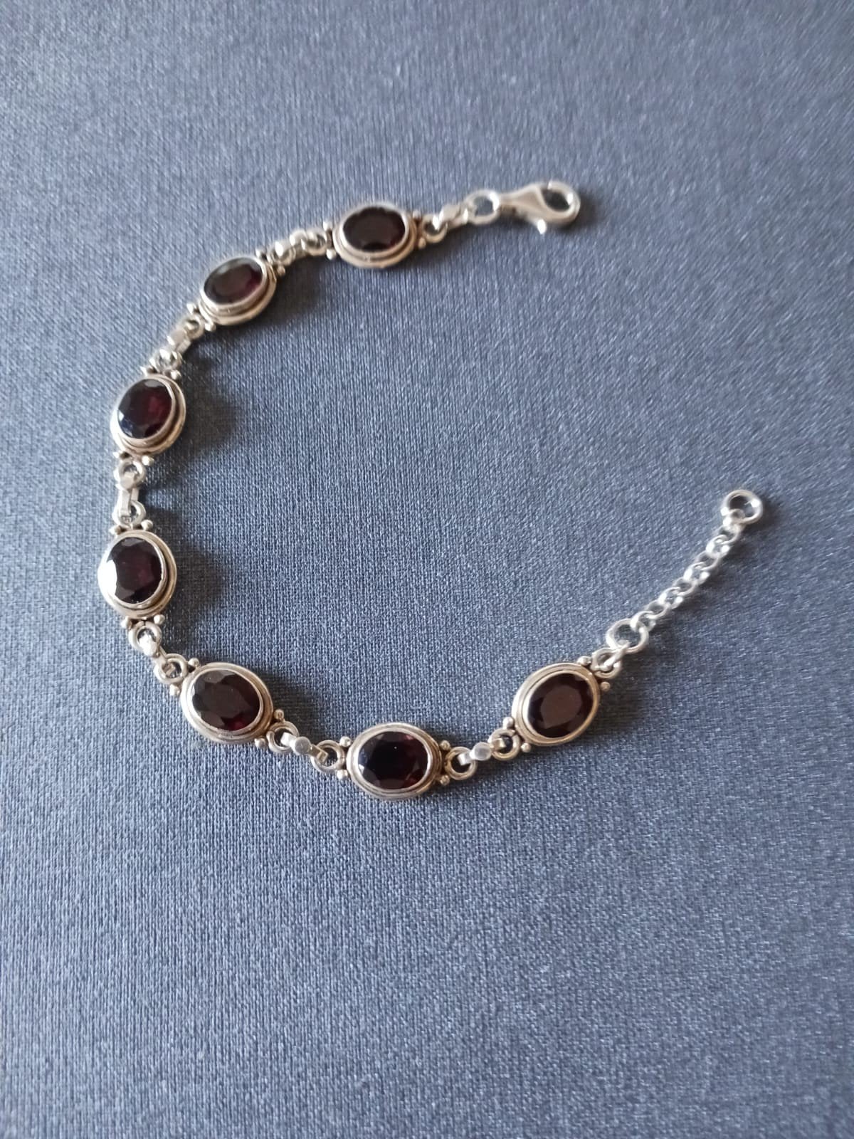 Bracelet en argent massif poinçon avec grenat, Enlèvement, Argent, Argent
