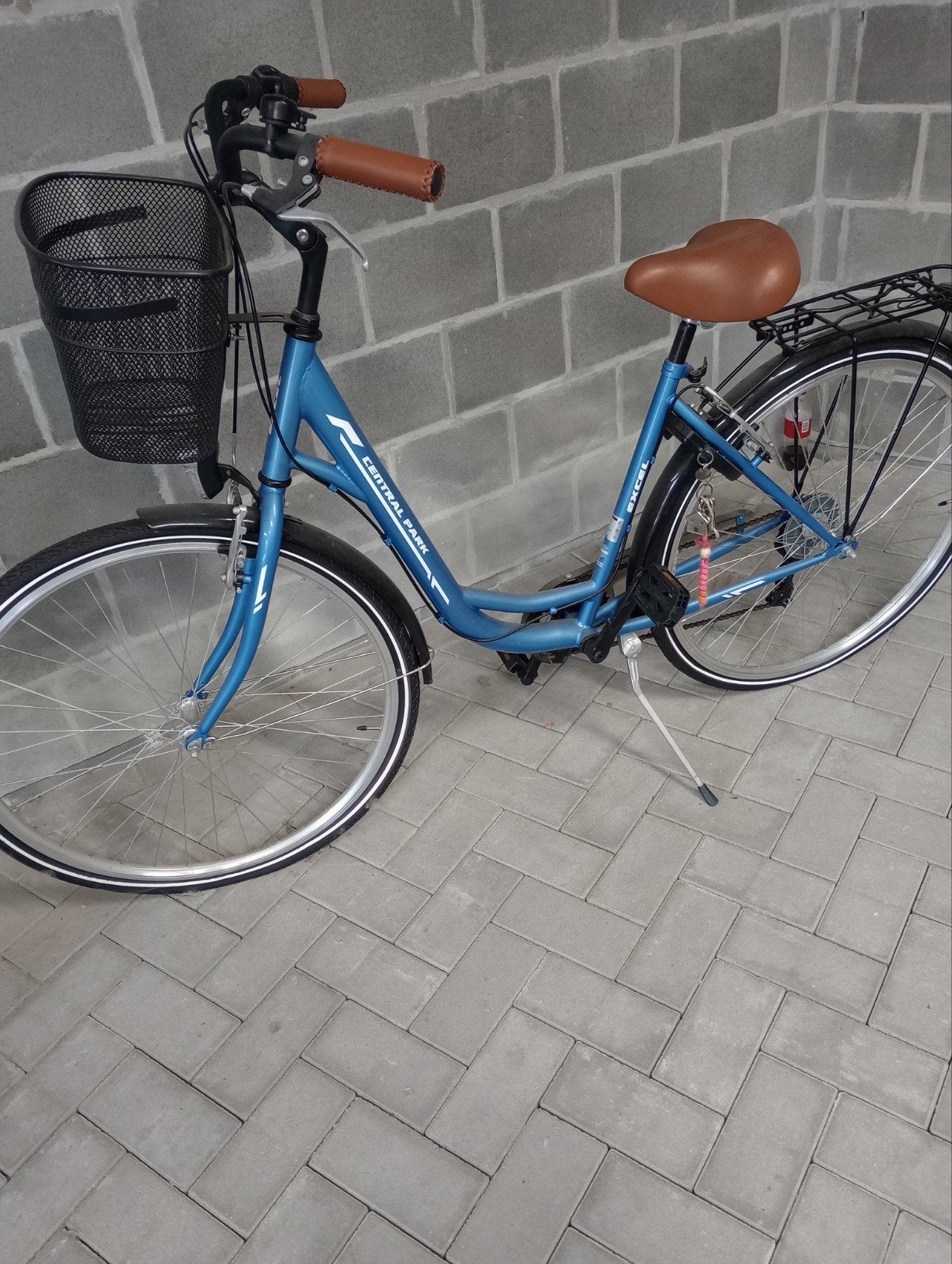 Damesfiets, Ophalen