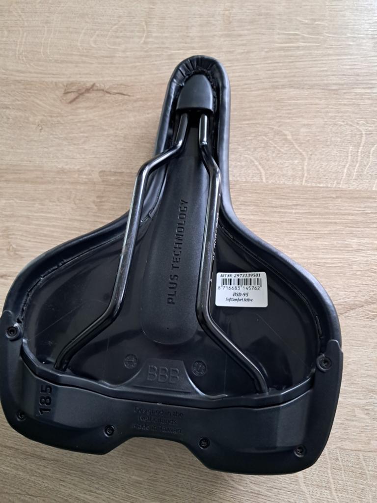 Nieuwe gelzadel  zwart., Fietsen en Brommers, Fietsonderdelen, Ophalen