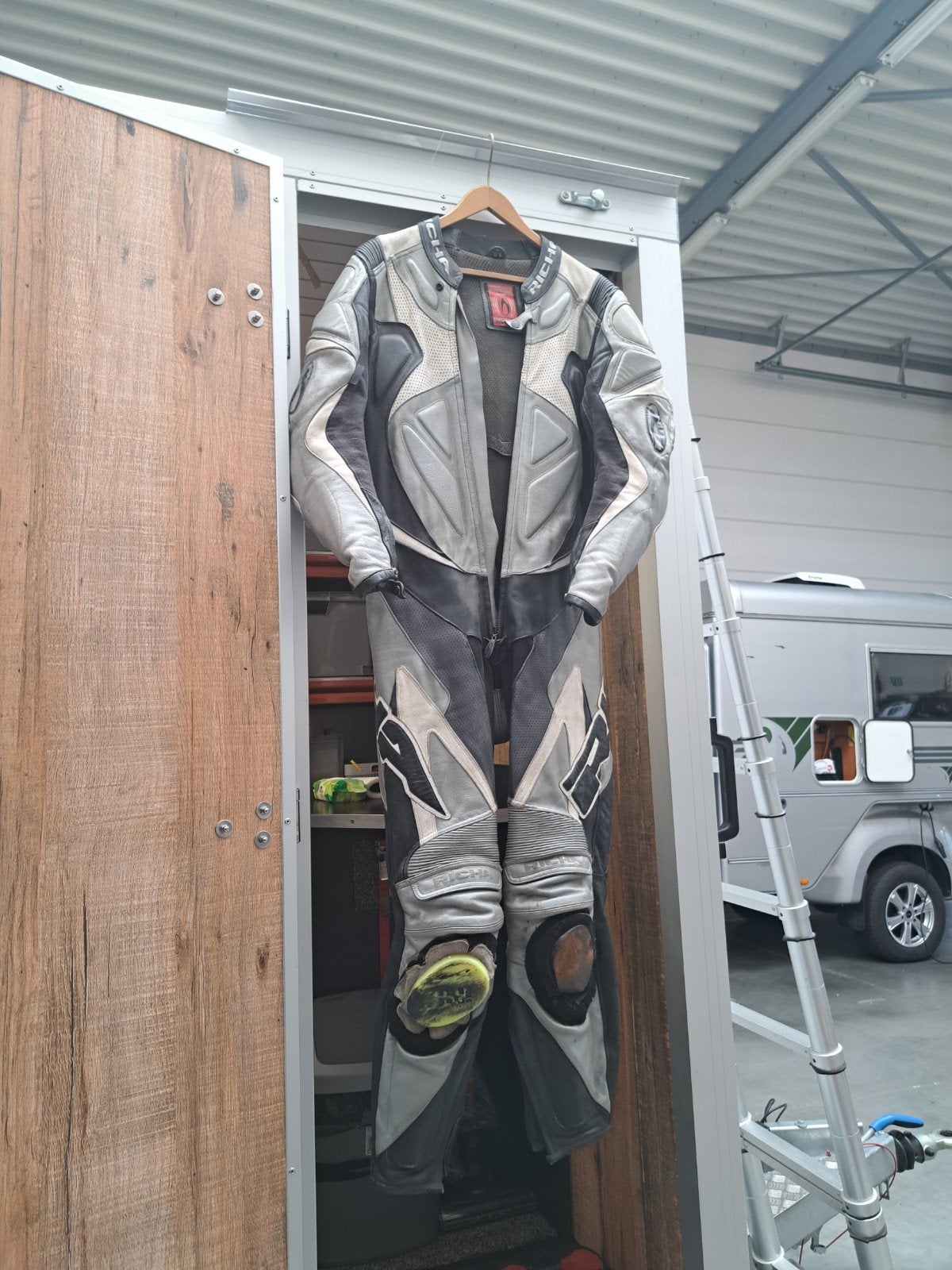 Richa motorpak circuit, Motoren, Kleding | Motorkleding, Ophalen