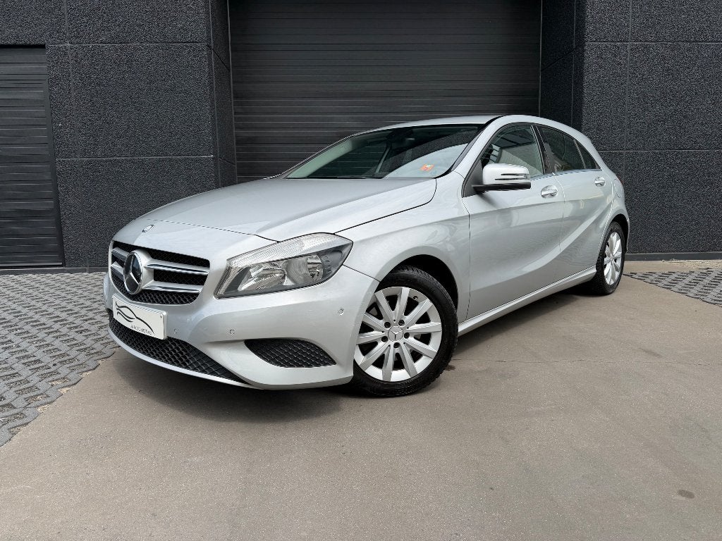 Mercedes-Benz A180 | zetelverw | pdc | navigatie | garantie, Autos, Mercedes-Benz, Achat, Euro 6, Entreprise, Boîte manuelle
