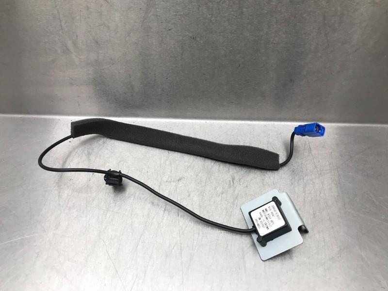 ANTENNE GPS Suzuki Ignis (MF) (01-2016/-) (|3995062R10|), Utilisé, Suzuki