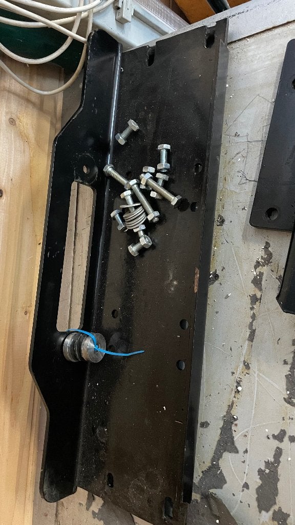 Winch. , elektrische takel Montageplaat Toyota Landcruiser, Ophalen, Gebruikt, Toyota