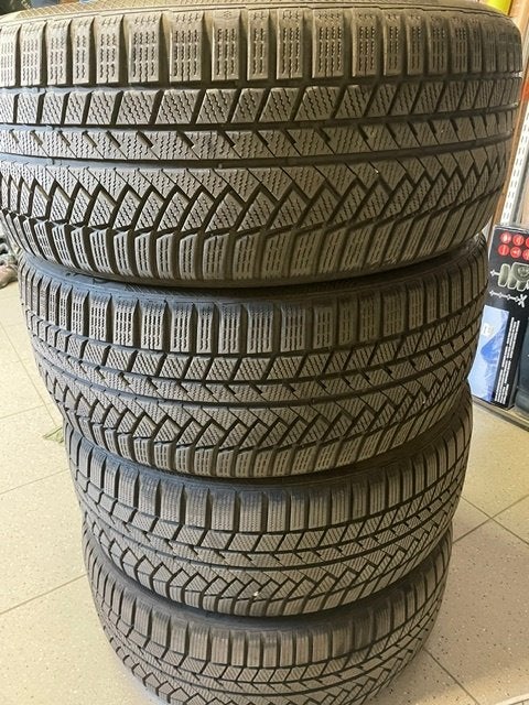 Winterbanden Continental WinterContact 265/45 R21 V XL, Auto-onderdelen, Ophalen, Gebruikt, 265 mm, Band(en)