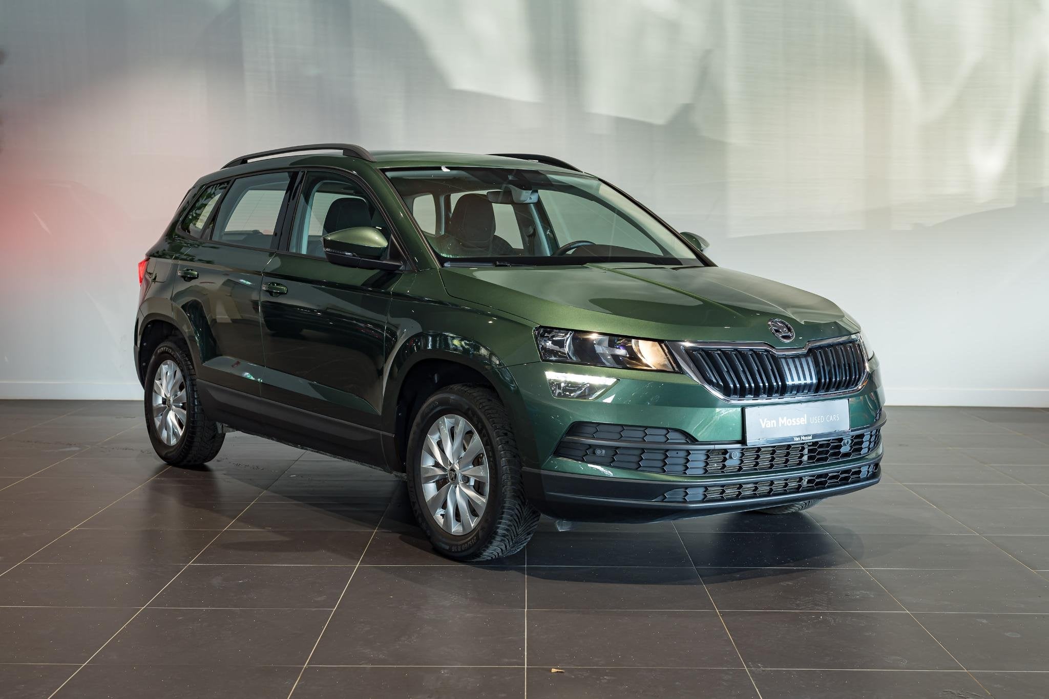 Skoda Karoq 1.5 TSI 110kW Clever, Entreprise, Boîte manuelle, Noir, 4 cylindres
