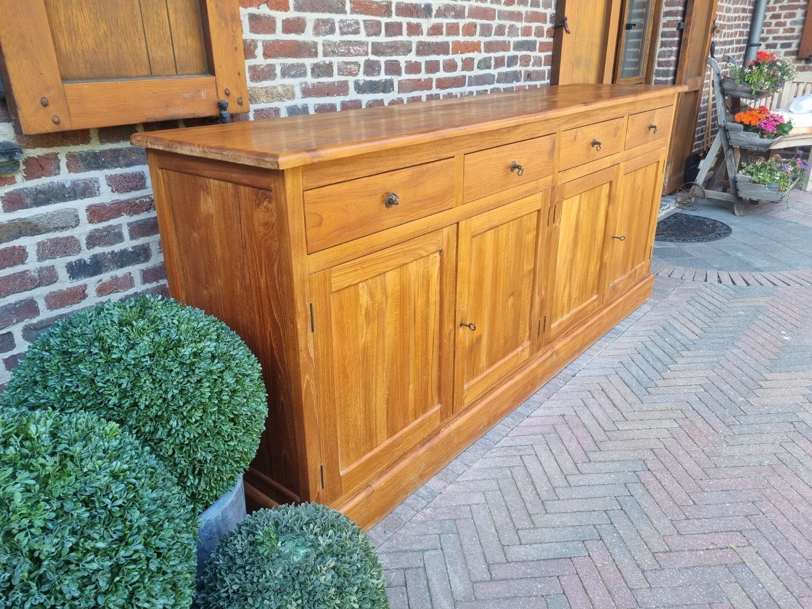 Buffet en teck Art., Maison & Meubles, Armoires | Dressoirs, Comme neuf, 200 cm ou plus, 25 à 50 cm, Avec tiroir(s), Avec porte(s)