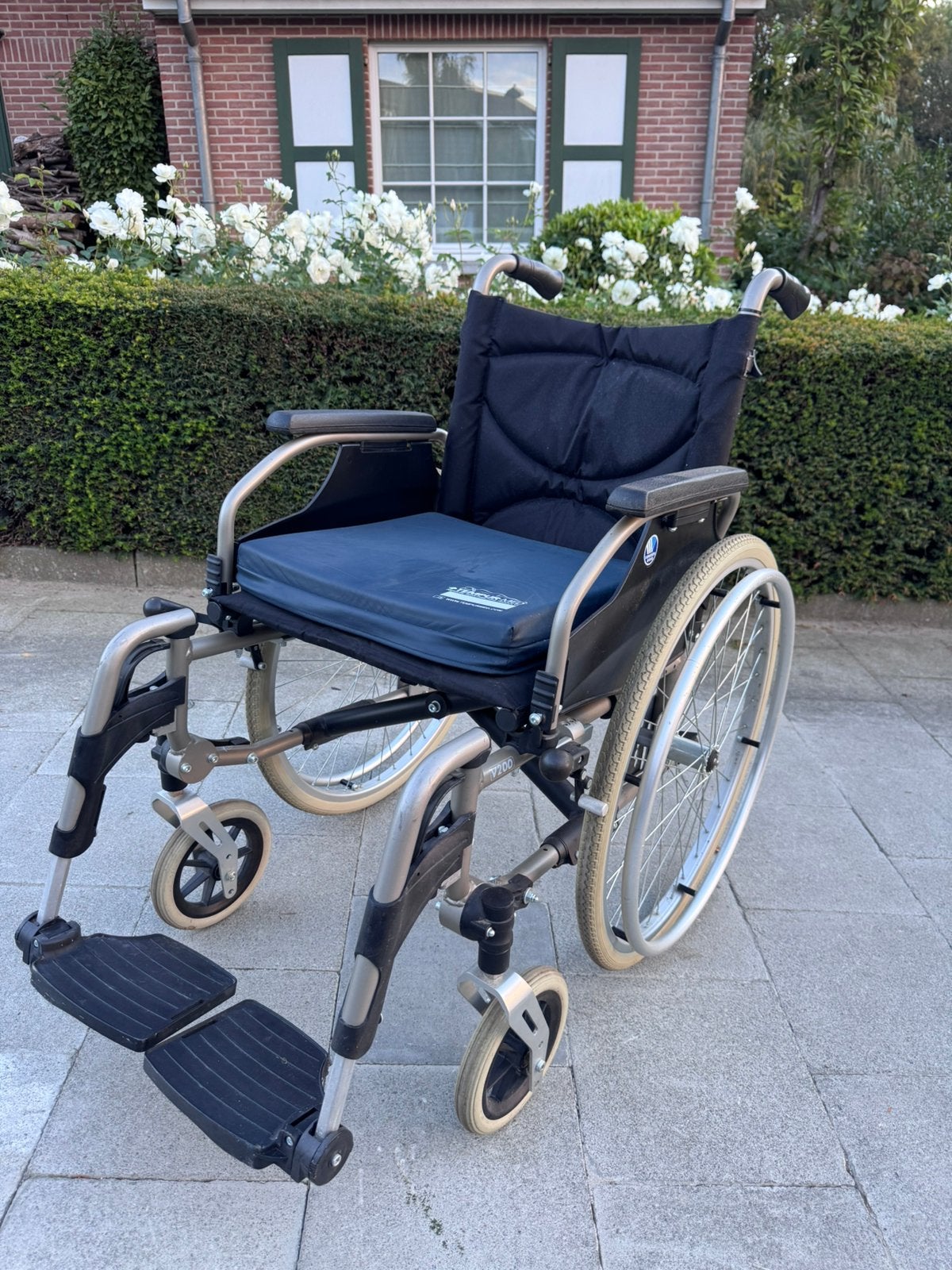 Vermeiren rolstoel V 200 Opvouwbaar Lichtgewicht Inklapbaar, Diversen, Ophalen of Verzenden, Inklapbaar, Zo goed als nieuw