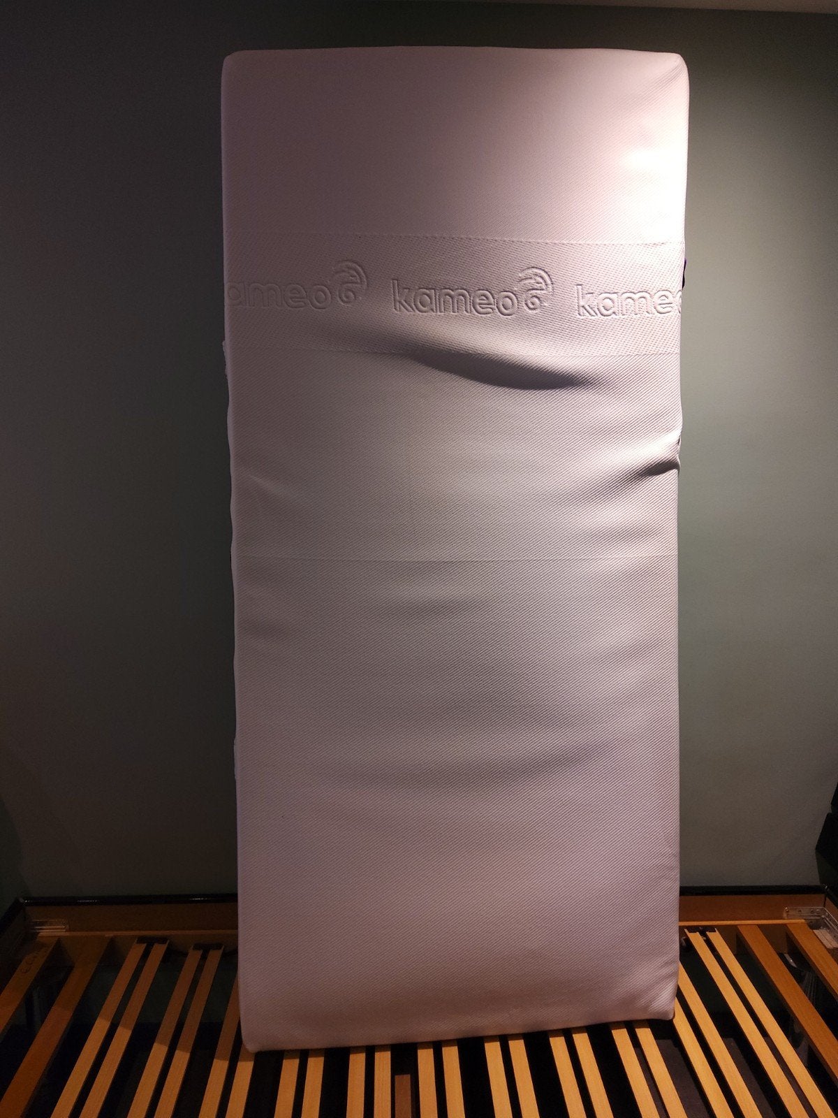 NIEUWE KAMEO ESSENCE FOAM AANPASBAAR MATRAS MOET NU WEG, Ophalen, 90 cm, Eenpersoons, Nieuw
