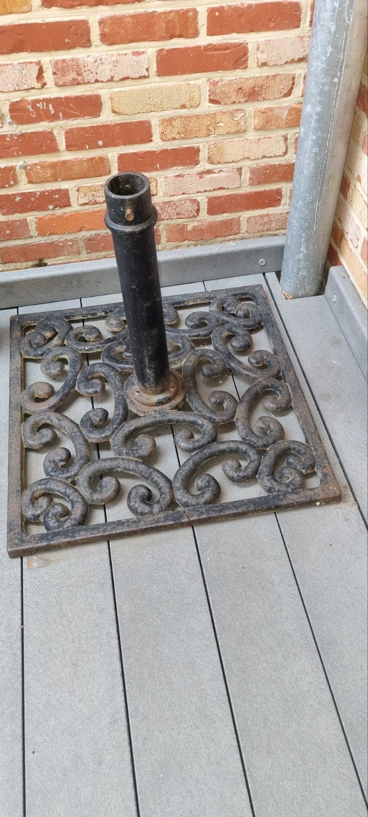 base en fonte pour parasol, Jardin & Terrasse, Parasols, Enlèvement, Utilisé, Moins de 1 mètre, Couverture de parasol
