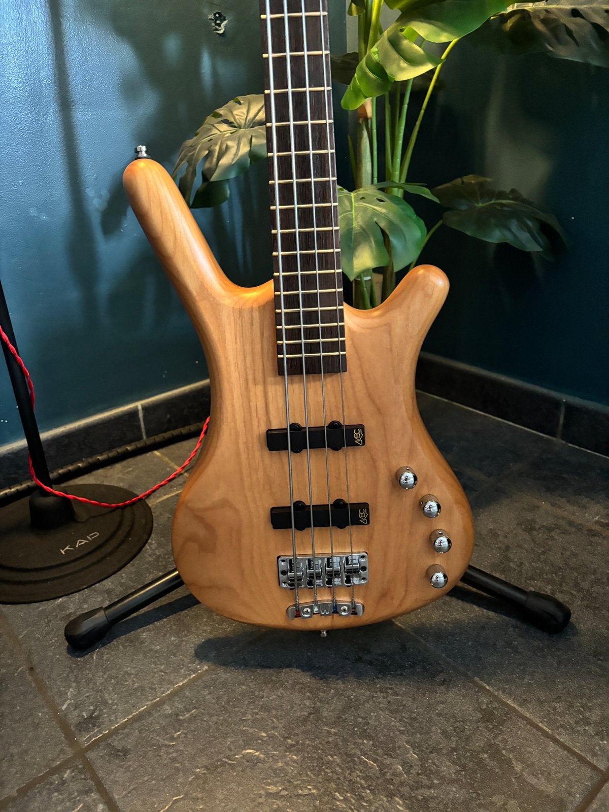 Warwick corvette rb 4, Musique & Instruments, Enlèvement ou Envoi, Comme neuf