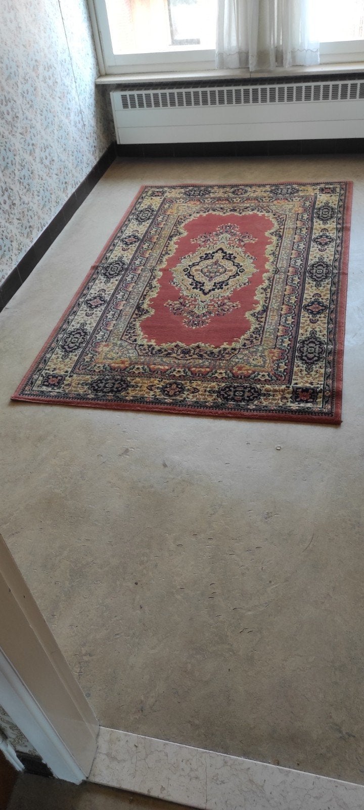 Tapis 100% laine en très bon état, dimensions : 198x126cm, n, Enlèvement