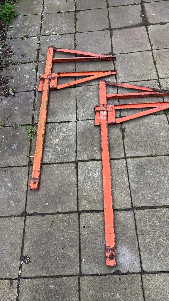 Pince de coffrage, Ophalen, Zo goed als nieuw