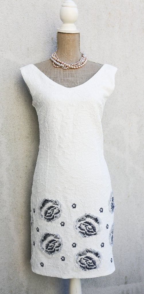 Zeer mooie witte en blauwe jurk - maat 40 (liever 38), Kleding | Dames, Maat 38/40 (M), CTN Collection, Wit, Ophalen of Verzenden