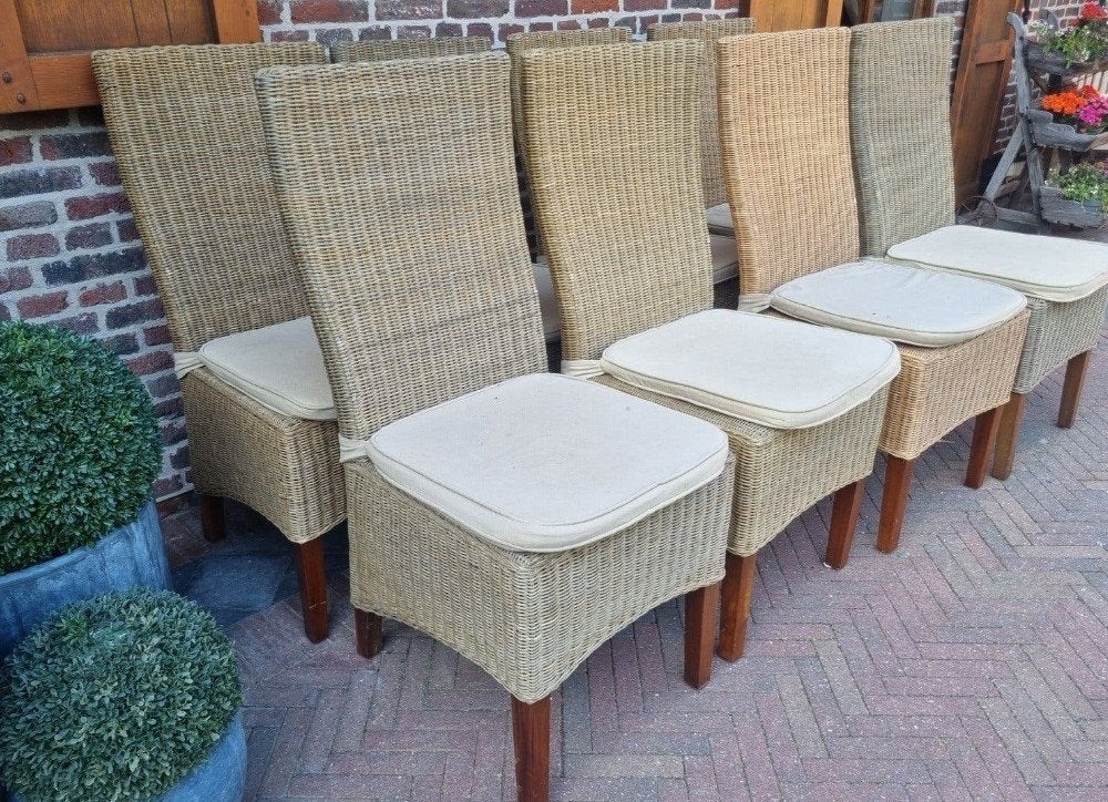 12 chaises de campagne ART:155/26.5, ., Enlèvement, ., Bois