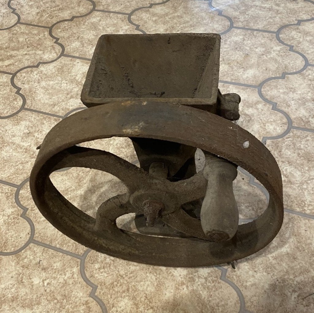 Vintage koffiemolen (jaar ~1900 — 1950) in originele staat, Verzamelen, Ophalen of Verzenden, Gebruikt