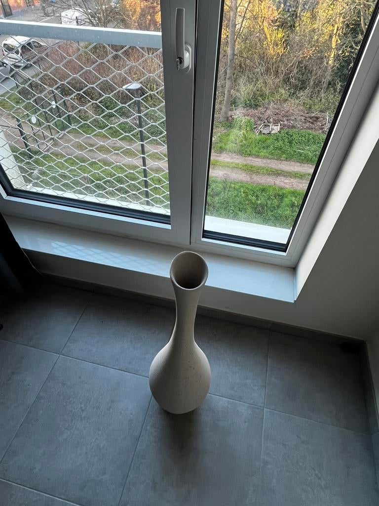 Grote decoratieve vaas 80 cm — moderne beige/taupe stijl, Ophalen, Overige kleuren, Aardewerk of Porselein, Zo goed als nieuw