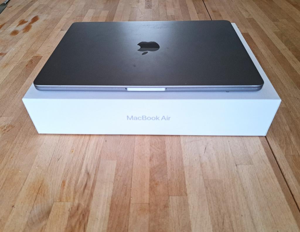 Macbook air 2022 M2 8 GB 256 Go, Computers en Software, Ophalen of Verzenden, Zo goed als nieuw, 256 GB, MacBook