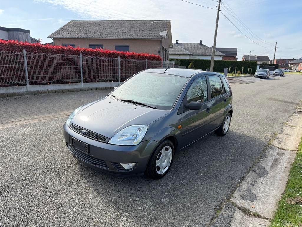 FORD FIESTA 1.4 TDCI *AIRCO*129.000KM*EERSTE EIGENAAR*5 DEUR, Autos, Argent ou Gris, Achat, Entreprise, Boîte manuelle