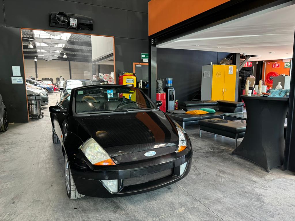 FORD KA STREET CABRIOLET, Auto's, Ford, Voorwielaandrijving, Zwart, Leder, Bedrijf