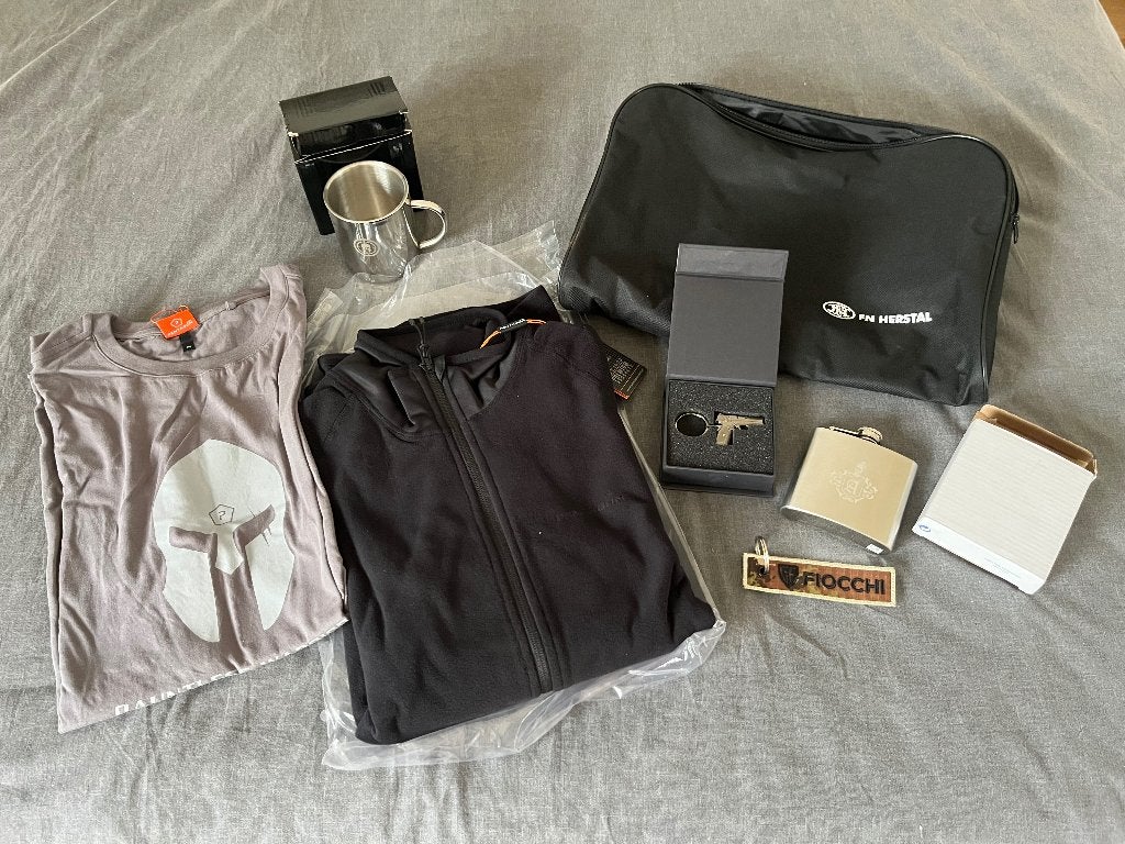 Lot reclame FN Herstal Pentagon Fiocchi, Collections, Enlèvement, Neuf, Ustensile