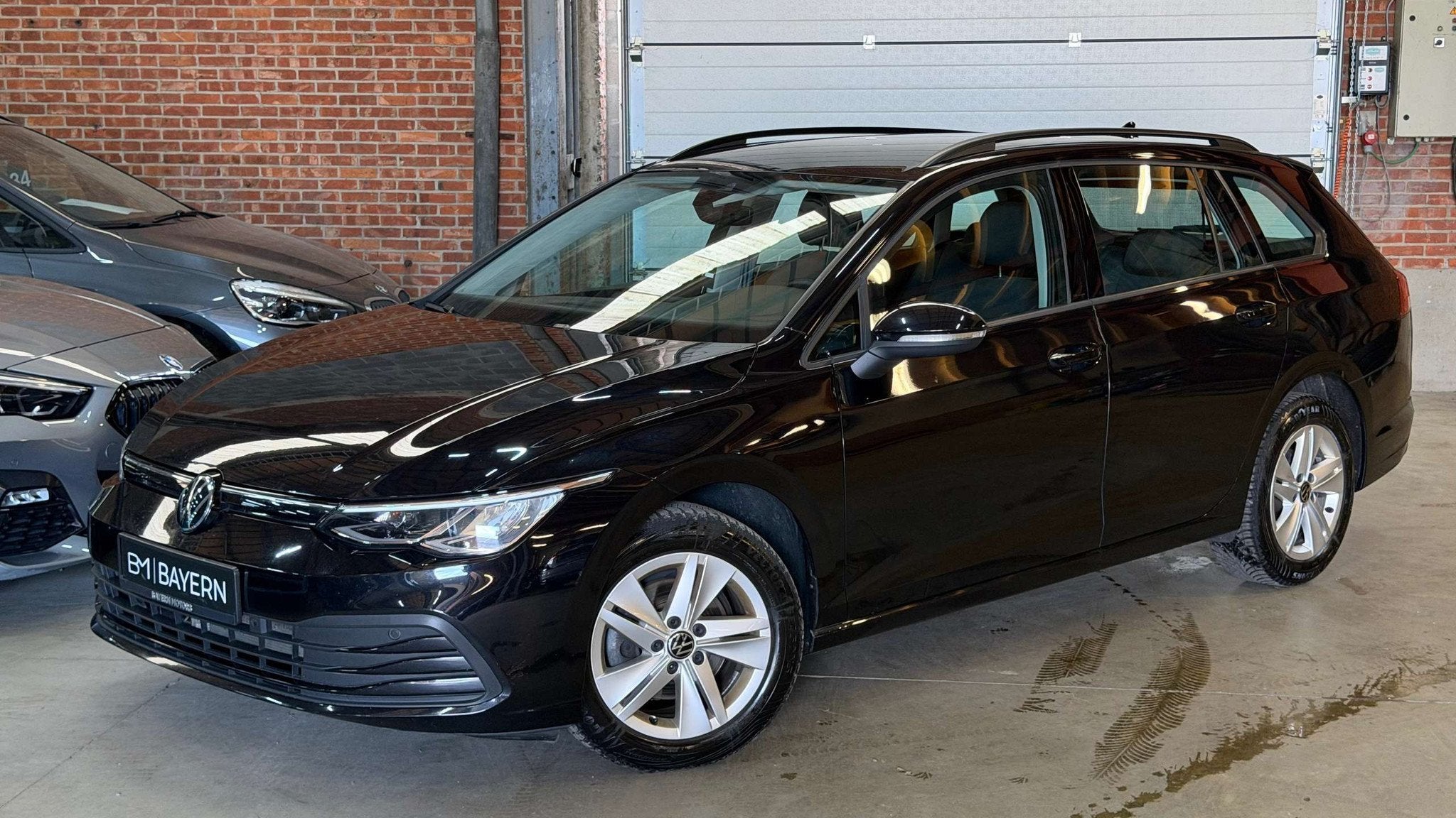 Volkswagen Golf Variant 1.0 TSI Benzine Garantie EURO 6d, Auto's, Volkswagen, Stof, Zwart, Bedrijf, 5 deurs