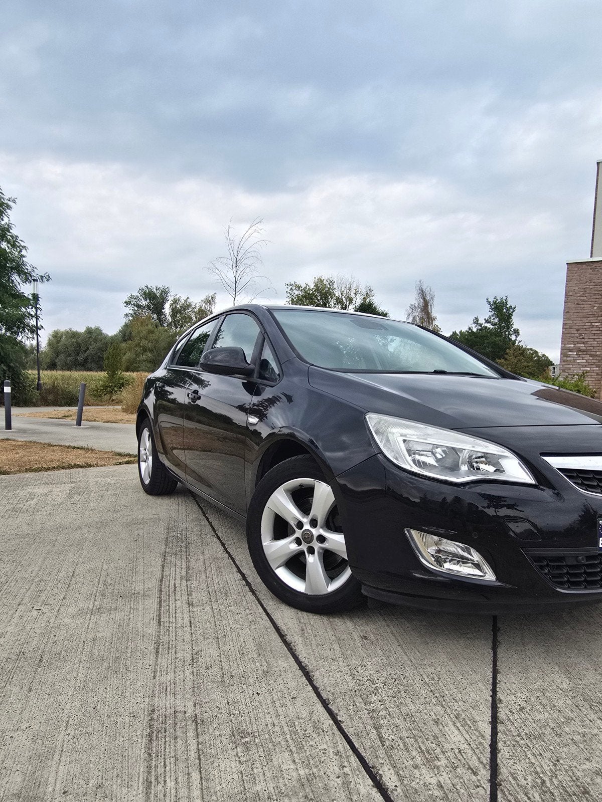 opel astra zeer mooie wagen perfect onderhouden weinig km eu, Auto's, Euro 5, Stof, Zwart, Zwart