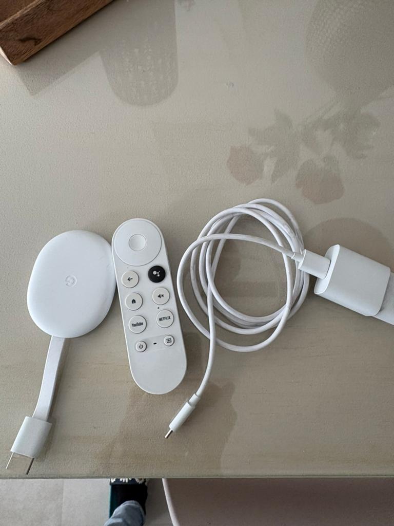 Google Chromecast met Google TV HD – wit, Audio, Tv en Foto, Mediaspelers, Ophalen, Zo goed als nieuw