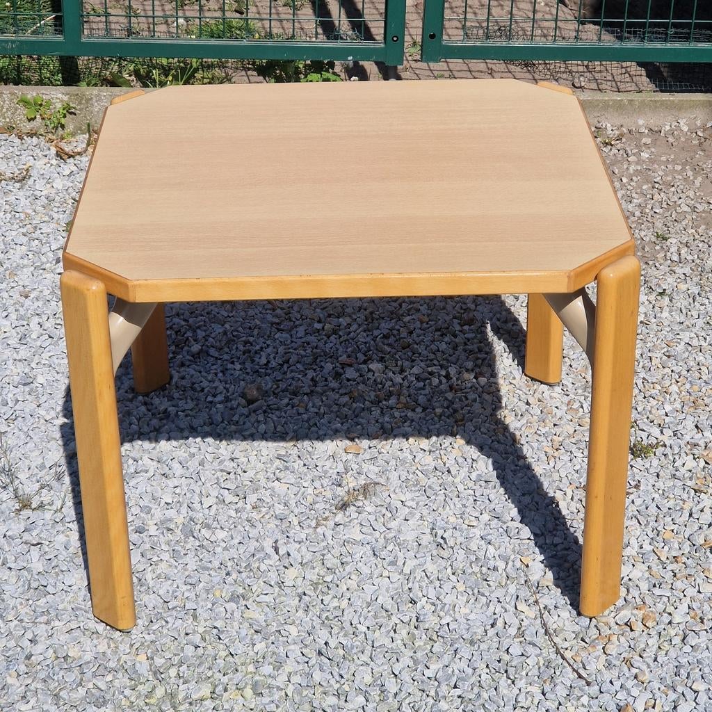 Kusch + Co tafel , design  Bruno Rey , sidetable bijzettafel, Antiquités & Art, Antiquités | Meubles | Tables, Enlèvement ou Envoi