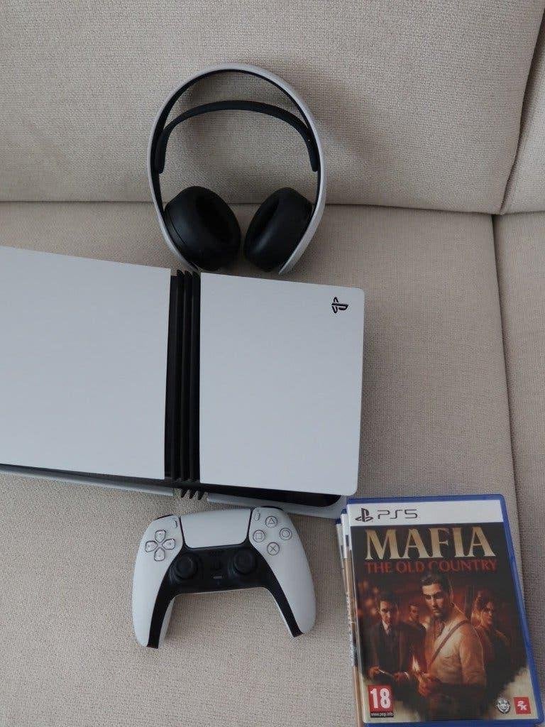 PlayStation 5 Pro + Disc Drive + Pulse 3D-headset + 3 games, 1 speler, Ophalen, Zo goed als nieuw, Eén computer