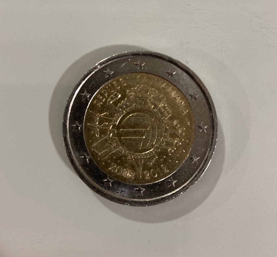 Pièce de 2 république italienne 2002-2012, Timbres & Monnaies, Monnaie en vrac, Argent, Enlèvement, 2 euros