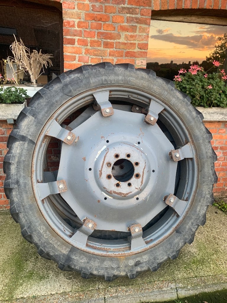 Tractorband, Zakelijke goederen, Ophalen