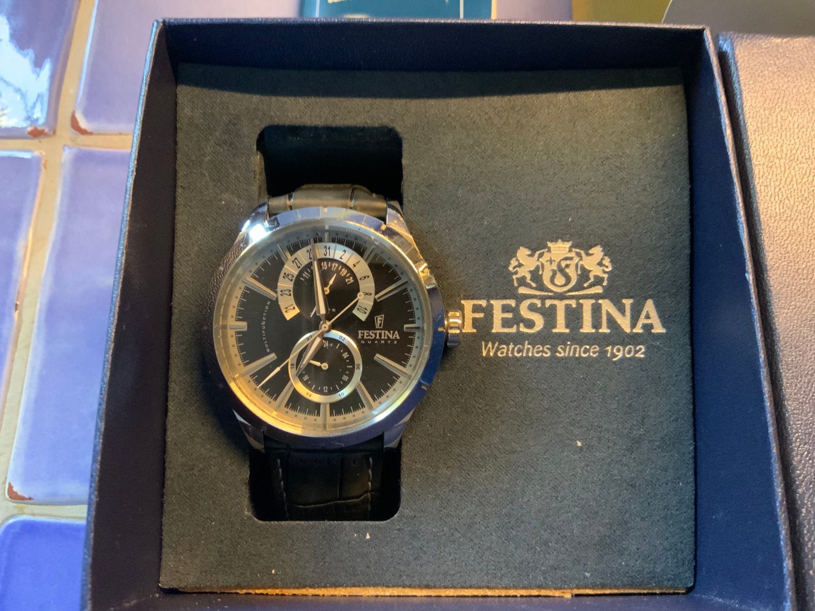 FESTINA MULTIFUNCTIONEEL HERENHORLOGE ALS NIEUW MET DOOS, Handtassen en Accessoires, Ophalen of Verzenden, Zo goed als nieuw, Staal