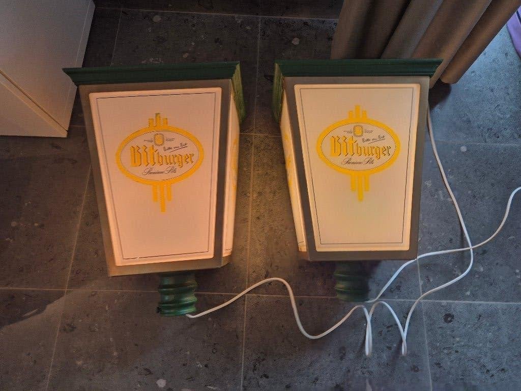 Unieke Bitburger Bierlampen  (Set van 2), Verzamelen, Ophalen, Zo goed als nieuw, Reclamebord, Plaat of Schild, Overige merken