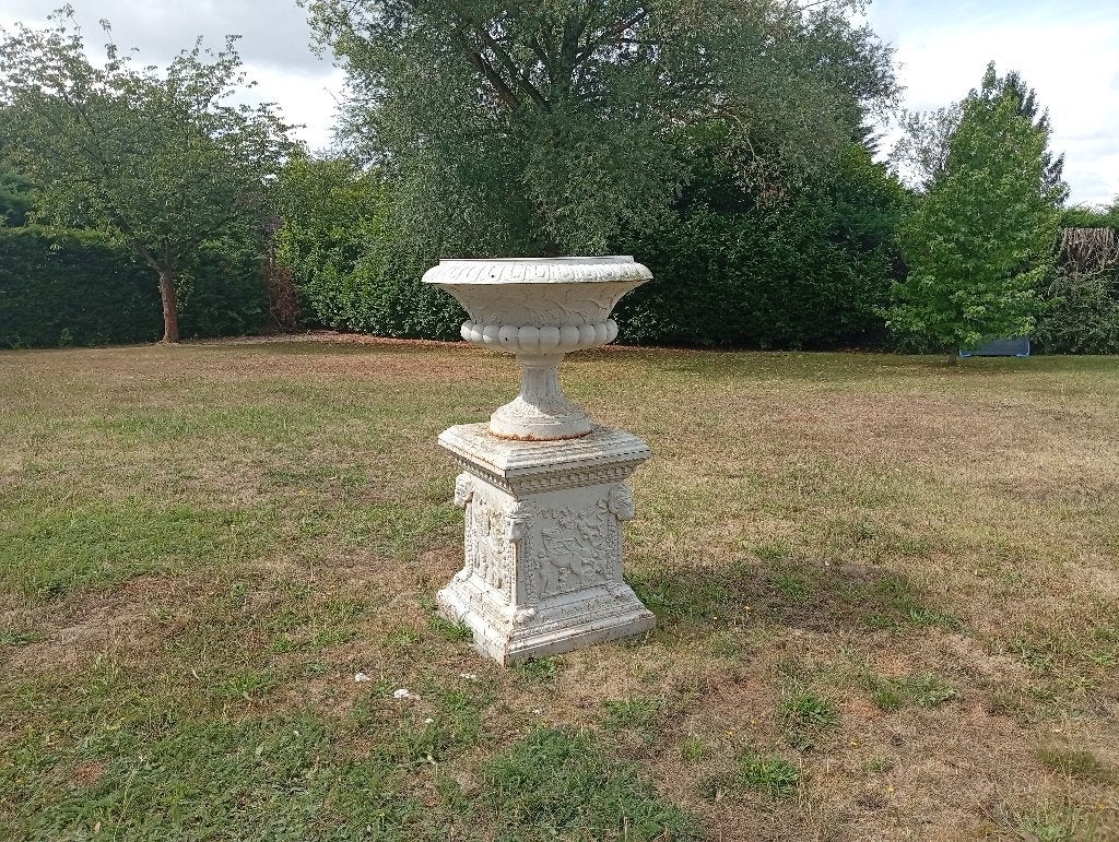 Magnifique vasque Médicis sur socle, Jardin & Terrasse, Vases de jardin, Enlèvement, Utilisé