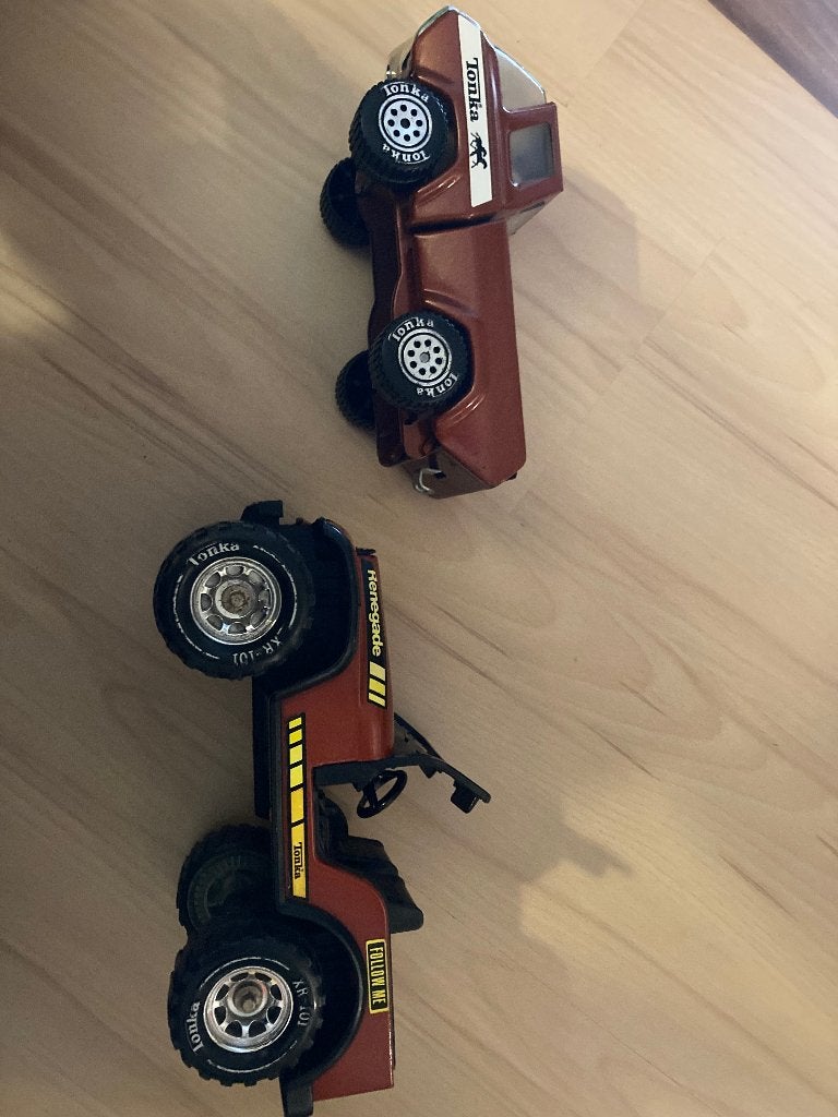 2 x TONKA speelgoedauto, Kinderen en Baby's, Speelgoed |Speelgoedvoertuigen, Ophalen of Verzenden, Gebruikt