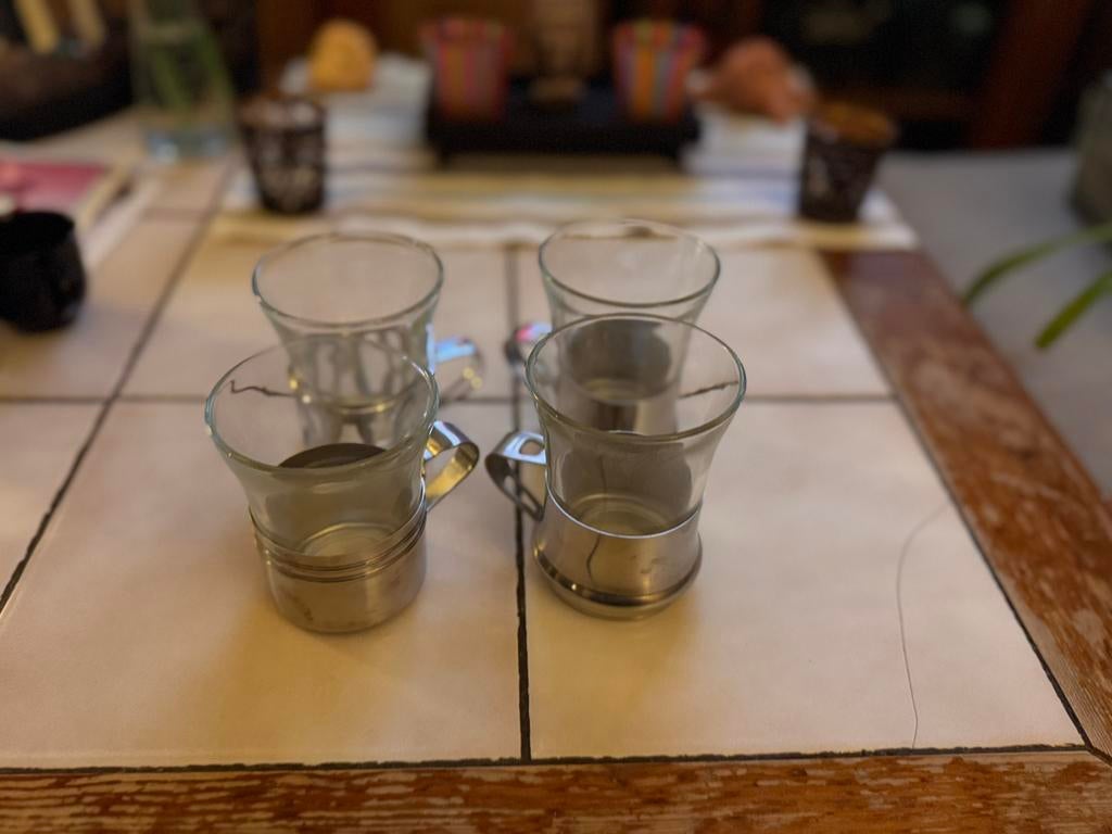 4 antieke theetassen, Ophalen, Zo goed als nieuw, Overige typen