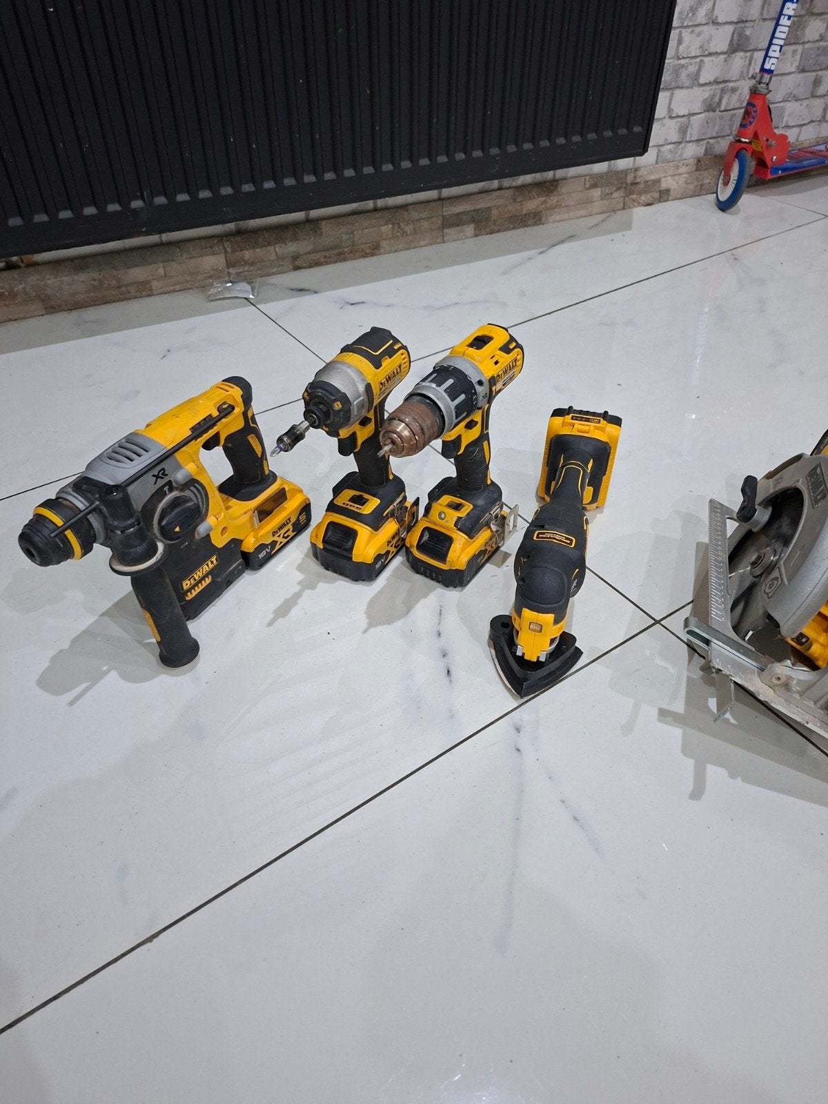 Complete professionele set, Doe-het-zelf en Bouw, Schildersmaterialen, Ophalen